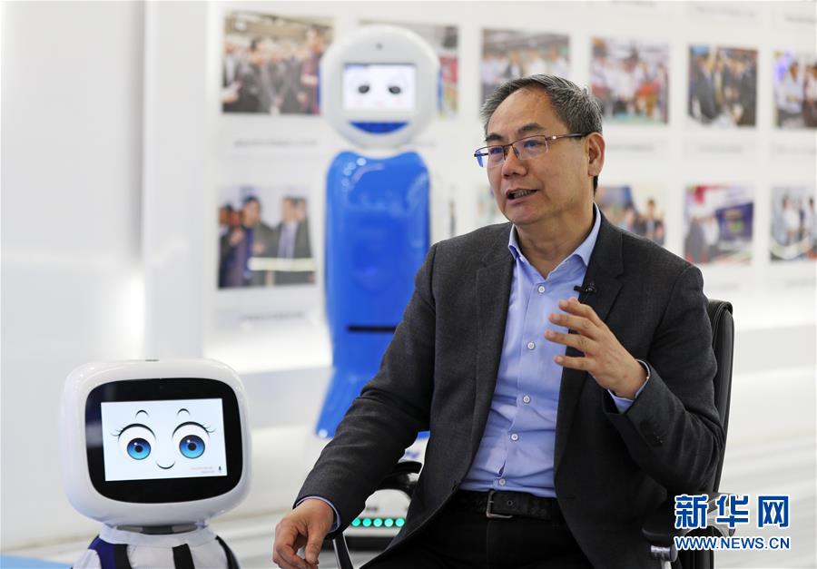 （愛國情 奮斗者&middot;圖文互動(dòng)）（2）青春，就是用來奮斗的&mdash;&mdash;記沈陽新松機(jī)器人自動(dòng)化股份有限公司創(chuàng)始人兼總裁曲道奎