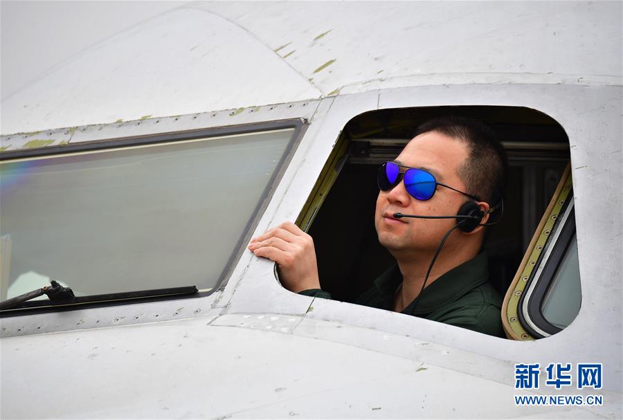 （新華全媒頭條&middot;圖文互動(dòng)）（7）試飛60年 鋪就中國通天路
