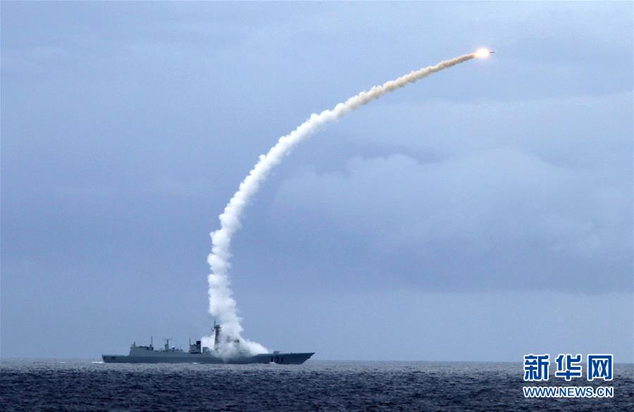 （新華全媒頭條&middot;人民海軍70年&middot;圖文互動）（4）向海圖強春潮涌&mdash;&mdash;黨中央、中央軍委和習(xí)主席關(guān)心人民海軍建設(shè)發(fā)展紀實