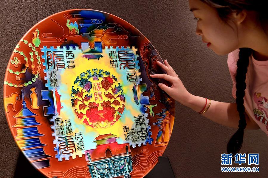 （新華全媒頭條&middot;圖文互動(dòng)）（21）&ldquo;若問(wèn)古今興廢事，請(qǐng)君只看洛陽(yáng)城&rdquo;&mdash;&mdash;千年古都&ldquo;烹制&rdquo;博物館盛宴