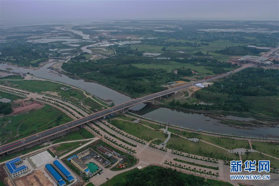 （壯麗70年&middot;奮斗新時(shí)代&middot;圖文互動(dòng)）（11）廣西：傾力打造&ldquo;一帶一路&rdquo;有機(jī)銜接的重要門(mén)戶(hù)