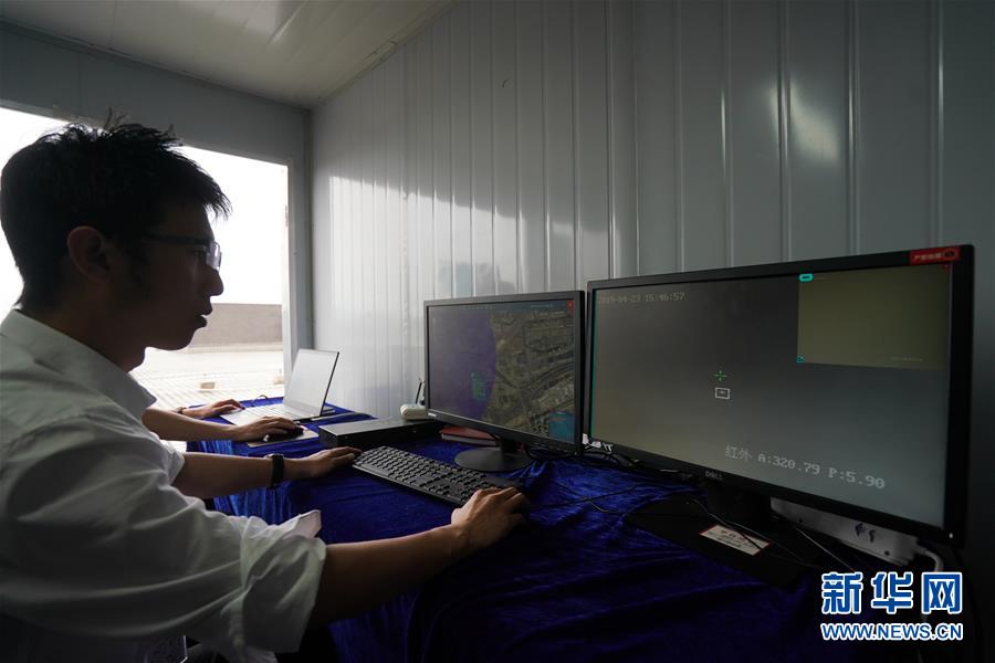 (新華全媒頭條·壯麗70年·奮斗新時(shí)代·圖文互動(dòng))(4)鑄就“大國(guó)之眼”——來(lái)自中國(guó)雷達(dá)工業(yè)發(fā)源地中國(guó)電科第14研究所的蹲點(diǎn)報(bào)告