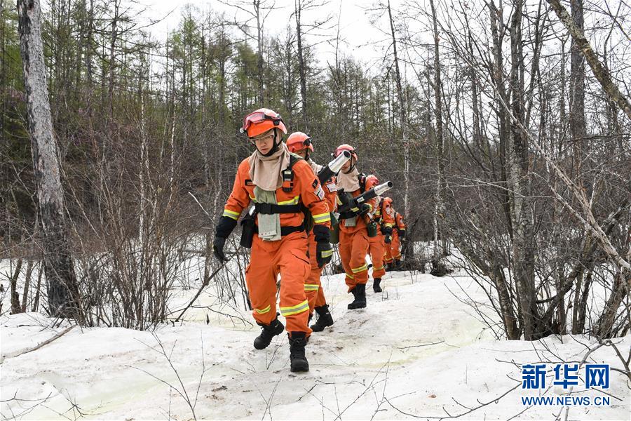 (壯麗70年·奮斗新時代·圖文互動)(5)林海孤島唱響冰與火之歌——記內(nèi)蒙古森林消防總隊大興安嶺支隊奇乾中隊