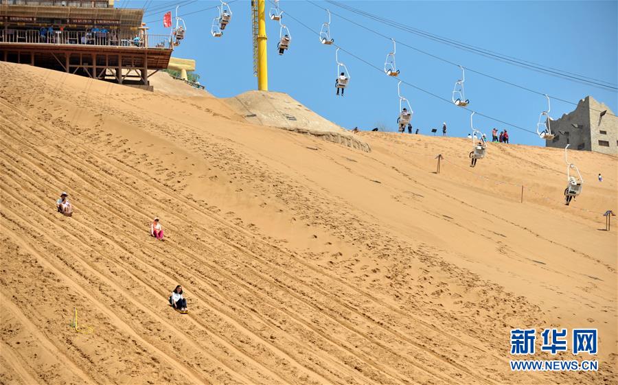 （權(quán)威訪談&middot;聚焦中國經(jīng)濟亮點&middot;圖文互動）（7）防治土地荒漠化 推動綠色發(fā)展&mdash;&mdash;專訪國家林業(yè)和草原局副局長劉東生