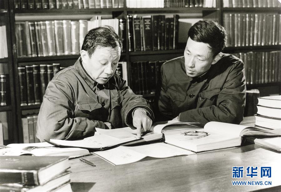 （新華全媒頭條&middot;圖文互動）（2）追光者&mdash;&mdash;&ldquo;長光人&rdquo;的報國故事 