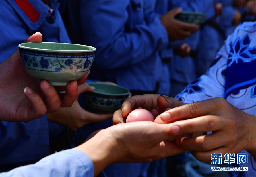 （新華全媒頭條&middot;不忘初心、牢記使命&mdash;&mdash;記者再走長(zhǎng)征路&middot;圖文互動(dòng)）（4）風(fēng)展紅旗如畫&mdash;&mdash;來(lái)自長(zhǎng)征出發(fā)地長(zhǎng)汀、寧化的紅色信仰報(bào)告 