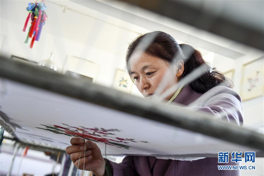 (新華全媒頭條·壯麗70年·奮斗新時(shí)代·圖文互動(dòng))(12)中國(guó)減貧的西海固報(bào)告