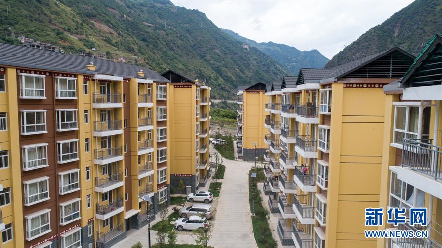 （直過民族脫貧攻堅&middot;圖文互動）（6）下山！傈僳群眾開啟新生活