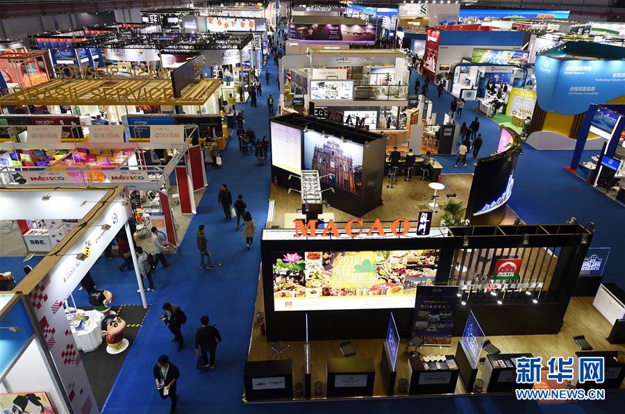 (新華全媒頭條·圖文互動(dòng))(16)不忘初心使命 永立時(shí)代潮頭——寫在中國(guó)共產(chǎn)黨成立98周年之際