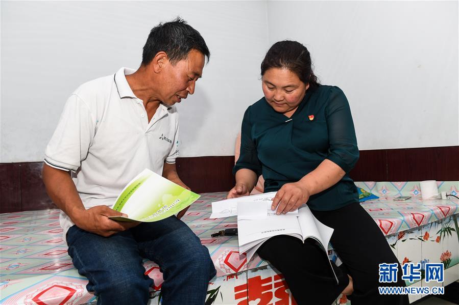 (新華全媒頭條·圖文互動(dòng))(6)心系北疆 情滿草原——習(xí)近平總書(shū)記考察內(nèi)蒙古回訪記