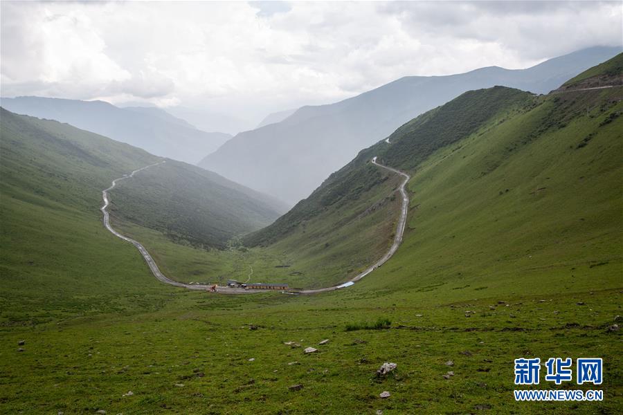 (新華全媒頭條·壯麗70年·奮斗新時(shí)代——記者再走長征路·圖文互動(dòng))(3)紅色的山河 綠色的家園——川滇紅軍長征沿線見聞