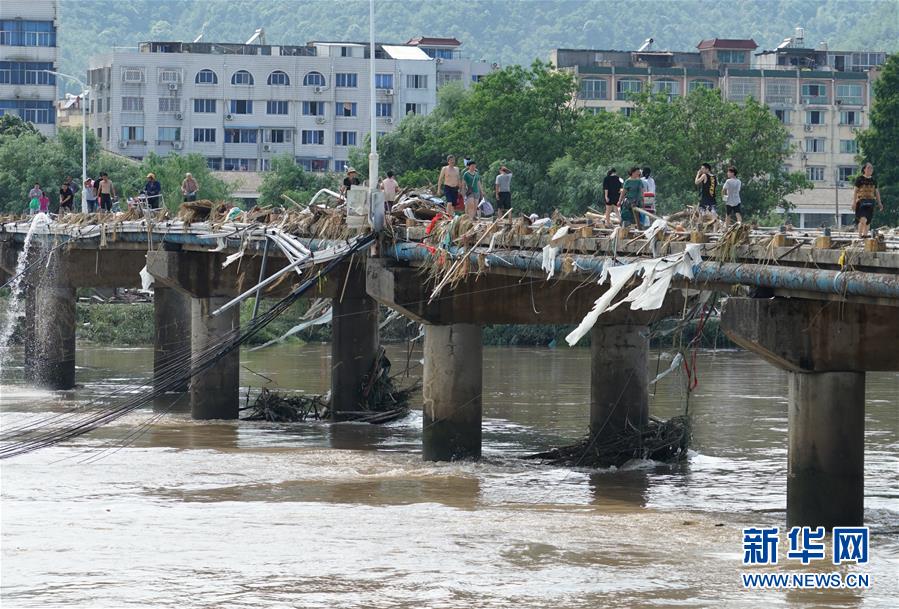 (關(guān)注“利奇馬”·圖文互動)(5)古城洪災(zāi) 八方馳援——洪水災(zāi)害下的浙江臨海現(xiàn)場目擊