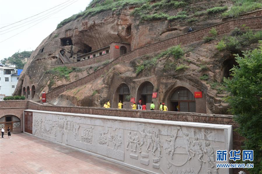 （新華全媒頭條&middot;壯麗70年&middot;奮斗新時代&mdash;&mdash;記者再走長征路&middot;圖文互動）（12）紅星，從這里照耀中國&mdash;&mdash;陜北見證中國革命的歷史轉(zhuǎn)折