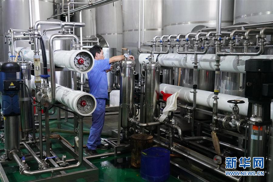 （在習(xí)近平新時(shí)代中國(guó)特色社會(huì)主義思想指引下&mdash;&mdash;新時(shí)代新作為新篇章&middot;總書記關(guān)心的百姓身邊事&middot;圖文互動(dòng)）（1）大污染變身&ldquo;大寶藏&rdquo;：治理畜禽糞污，他們這樣干！