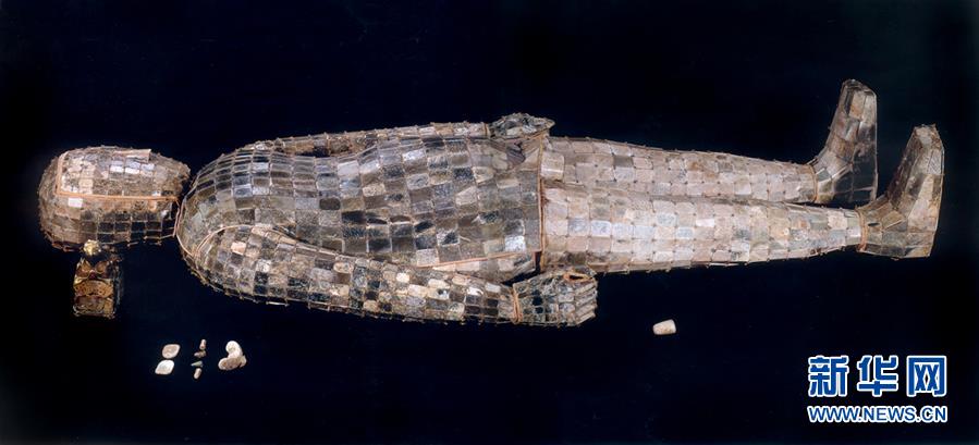 （新華調(diào)查&middot;新中國(guó)考古重大發(fā)現(xiàn)&middot;圖文互動(dòng)）（6）滿城漢墓：點(diǎn)一盞長(zhǎng)信宮燈，看不盡金縷玉衣