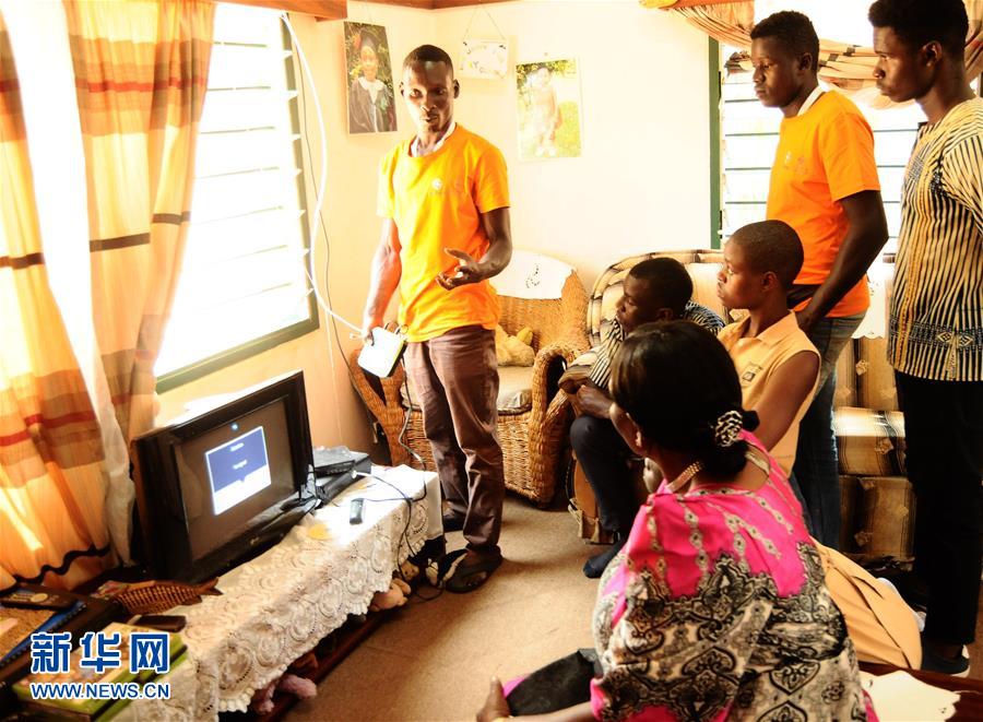 (新華全媒頭條·圖文互動(dòng))(3)攜手鑄就非凡夢(mèng)想——寫(xiě)在習(xí)近平主席提出構(gòu)建更加緊密的中非命運(yùn)共同體一周年之際