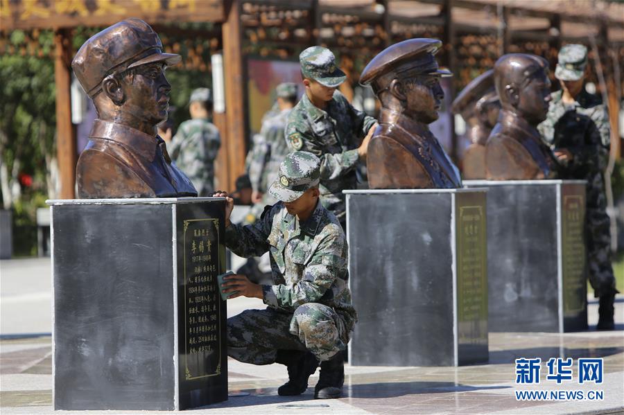 (圖文互動)(1)猛虎連隊(duì)猛虎兵——新疆軍區(qū)某紅軍團(tuán)一營三連淬煉精兵記事