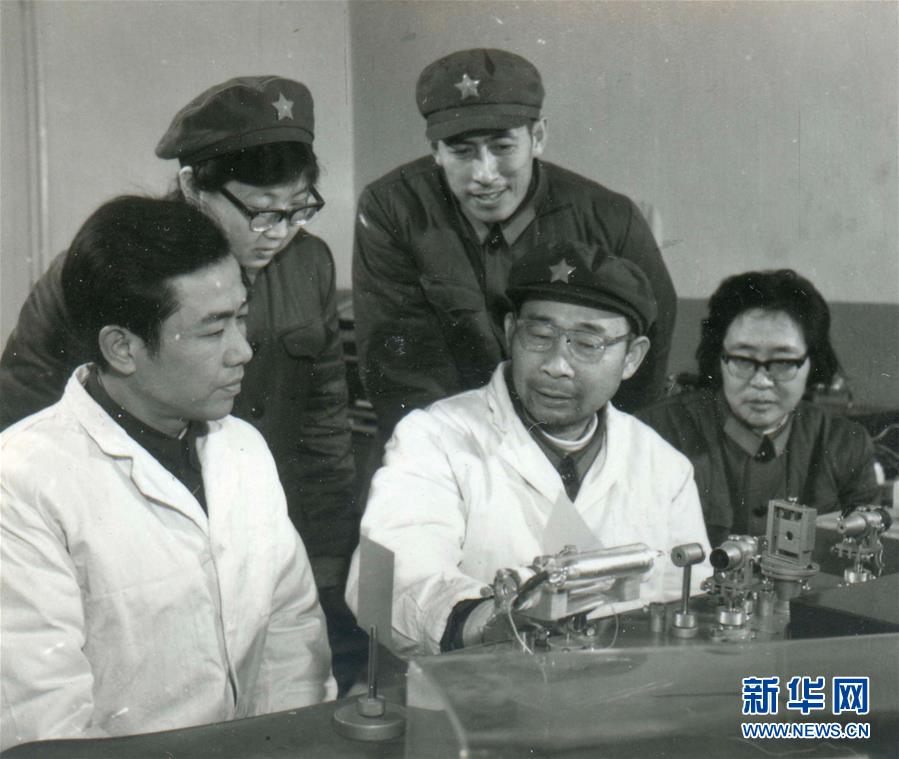 （愛國情 奮斗者&middot;圖文互動(dòng)）（1）永不停轉(zhuǎn)的&ldquo;陀螺&rdquo;&mdash;&mdash;追記中國工程院院士、國防科技大學(xué)教授高伯龍