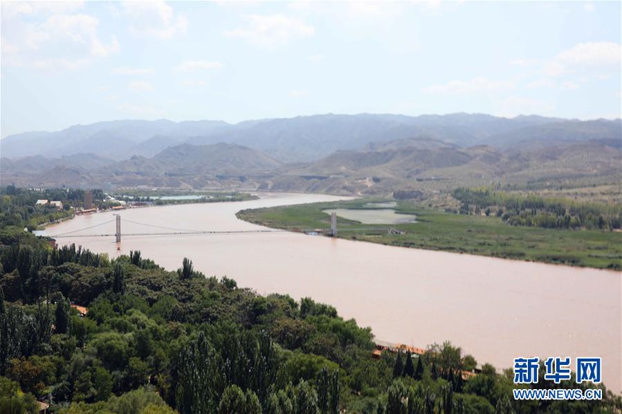 (走讀黃河·圖文互動(dòng))(3)中衛(wèi):33萬畝沙區(qū)變灌區(qū)