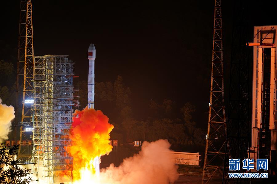 (圖文互動(dòng))(2)我國(guó)成功發(fā)射兩顆北斗三號(hào)衛(wèi)星 北斗系統(tǒng)“一箭雙星”