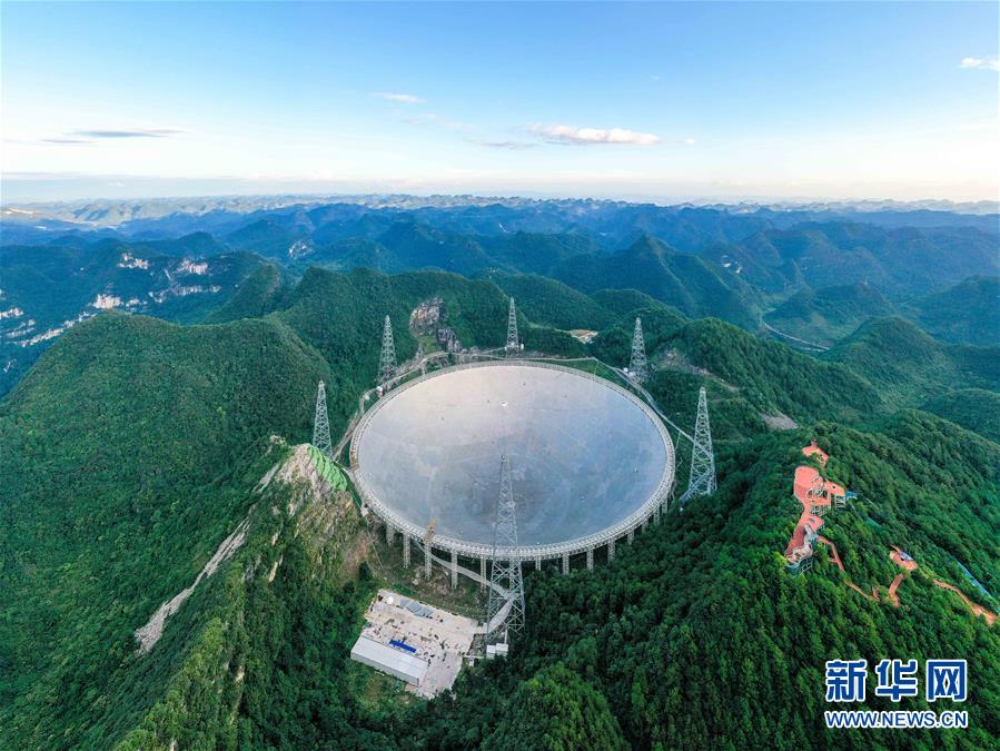 （新華全媒頭條&middot;圖文互動）（10）天翻地覆慨而慷&mdash;&mdash;從慶祝中華人民共和國成立70周年大型成就展看新中國光輝歷程