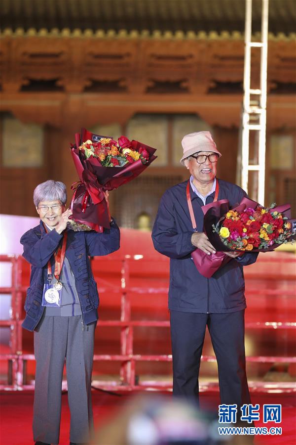 (圖文互動(dòng))(3)我以芳華伴敦煌——記敦煌研究院建院75周年