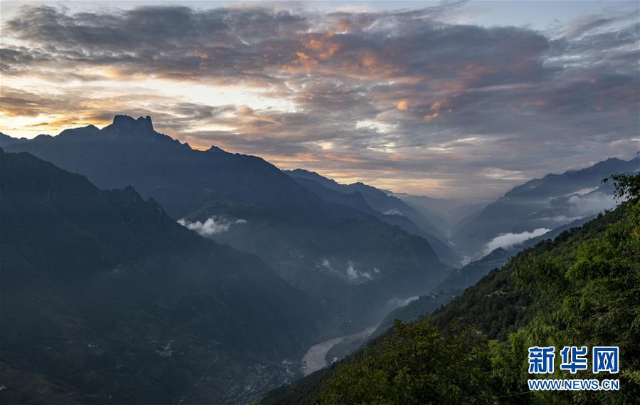 （新華全媒頭條&middot;決戰(zhàn)決勝脫貧攻堅&middot;圖文互動）（11）為了人與自然和諧共生&mdash;&mdash;云南&ldquo;三江并流&rdquo;地區(qū)決戰(zhàn)精準脫貧的&ldquo;生態(tài)畫卷&rdquo;