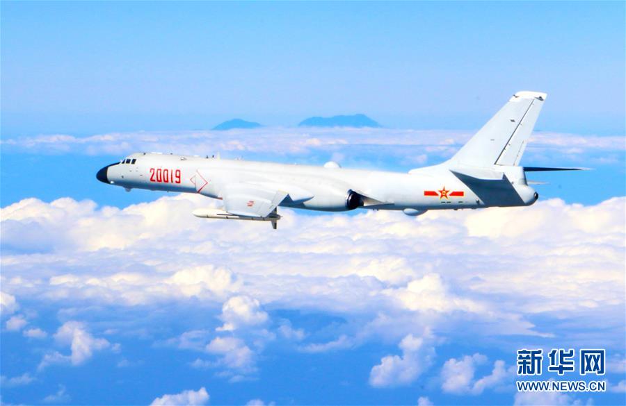 （人民空軍70年&middot;圖文互動）（8）我愛祖國的藍(lán)天&mdash;&mdash;空軍強(qiáng)軍主題紀(jì)念封8張&ldquo;同框照&rdquo;背后的故事 