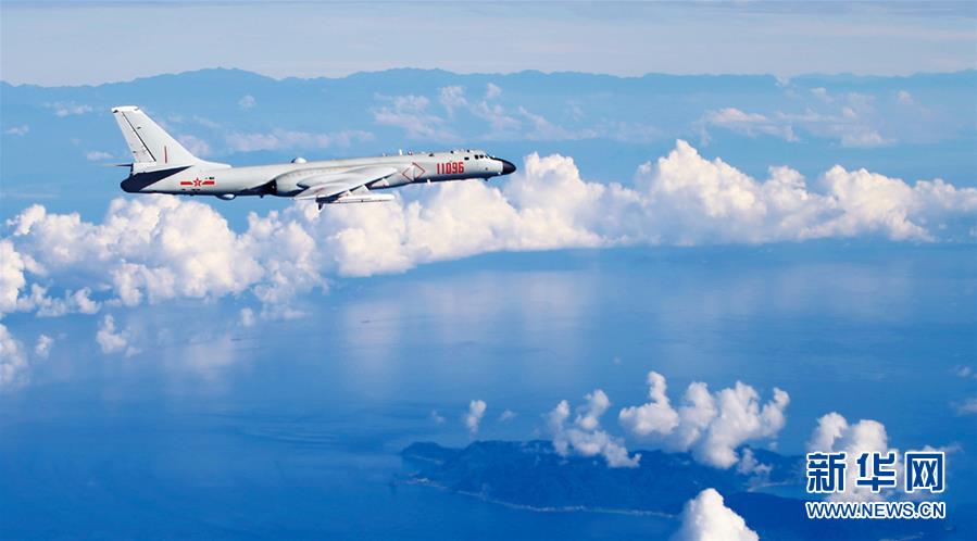 （新華全媒頭條&middot;人民空軍70年&middot;圖文互動(dòng)）（7）陽(yáng)光照耀奮飛的航程&mdash;&mdash;黨中央、中央軍委和習(xí)主席關(guān)心人民空軍建設(shè)發(fā)展紀(jì)實(shí)