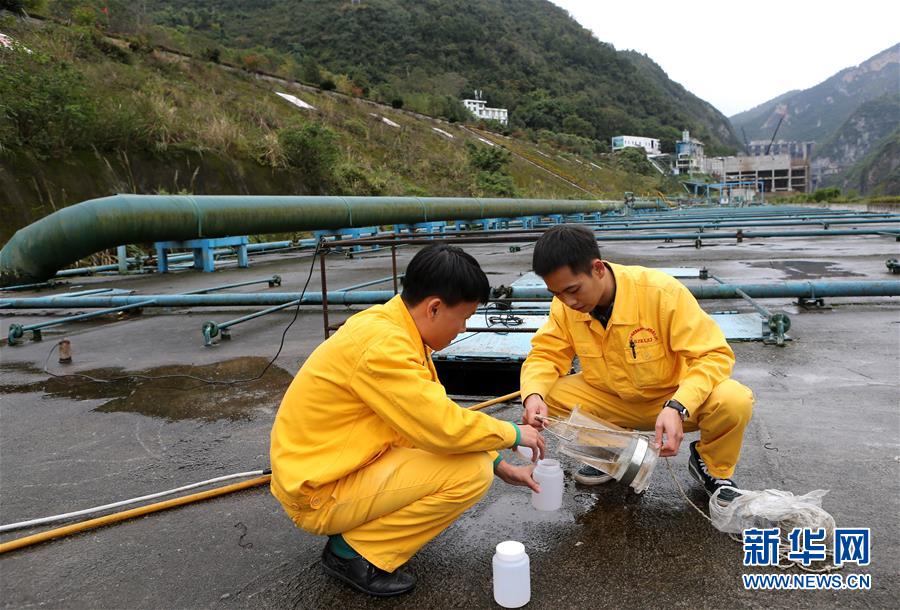（四中全會精神在基層&middot;圖文互動）（5）烏江清，貴州興&mdash;&mdash;貴州第一大河烏江治污記