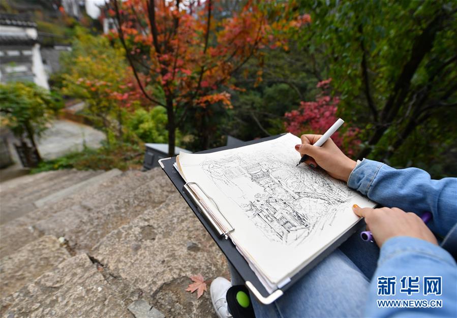 （圖文互動(dòng)）（4）鄉(xiāng)村攝影師、鄉(xiāng)村&ldquo;模特&rdquo;、民宿店主&mdash;&mdash;鄉(xiāng)村旅游推動(dòng)婺源農(nóng)民生活方式發(fā)生新變化