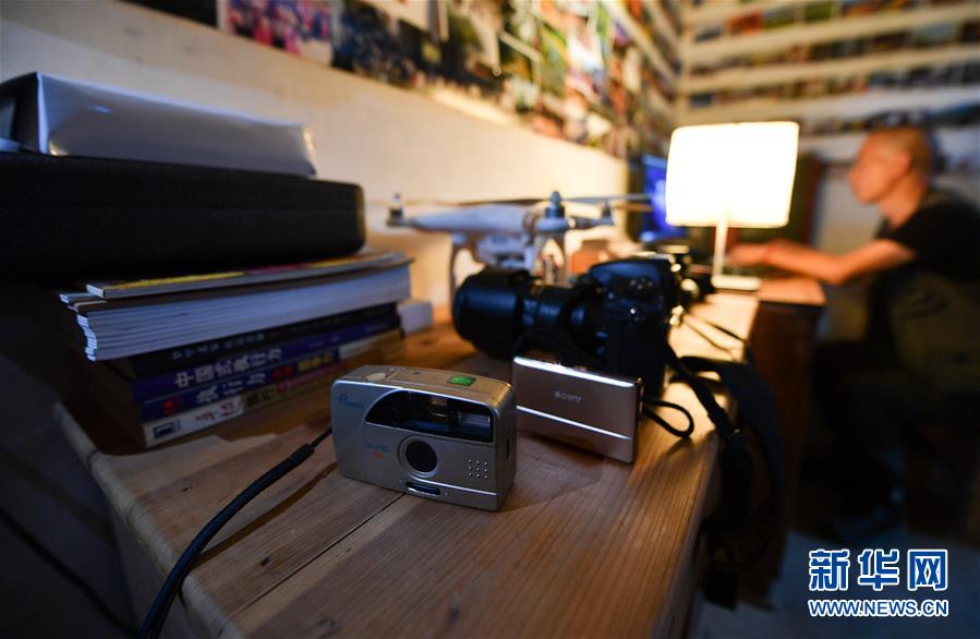 （圖文互動(dòng)）（7）鄉(xiāng)村攝影師、鄉(xiāng)村&ldquo;模特&rdquo;、民宿店主&mdash;&mdash;鄉(xiāng)村旅游推動(dòng)婺源農(nóng)民生活方式發(fā)生新變化