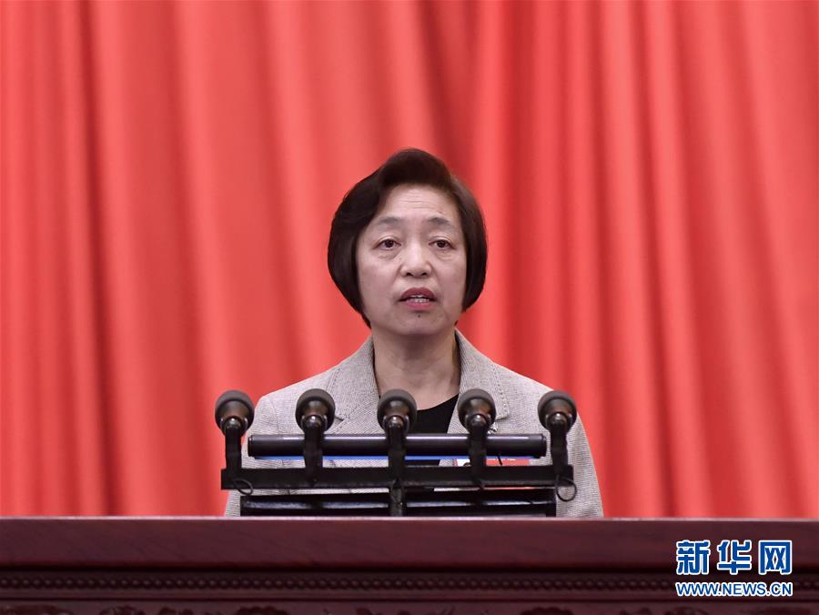 （兩會(huì)&middot;政協(xié)開幕&middot;XHDW）蘇輝代表政協(xié)第十三屆全國委員會(huì)常務(wù)委員會(huì)作提案工作情況的報(bào)告