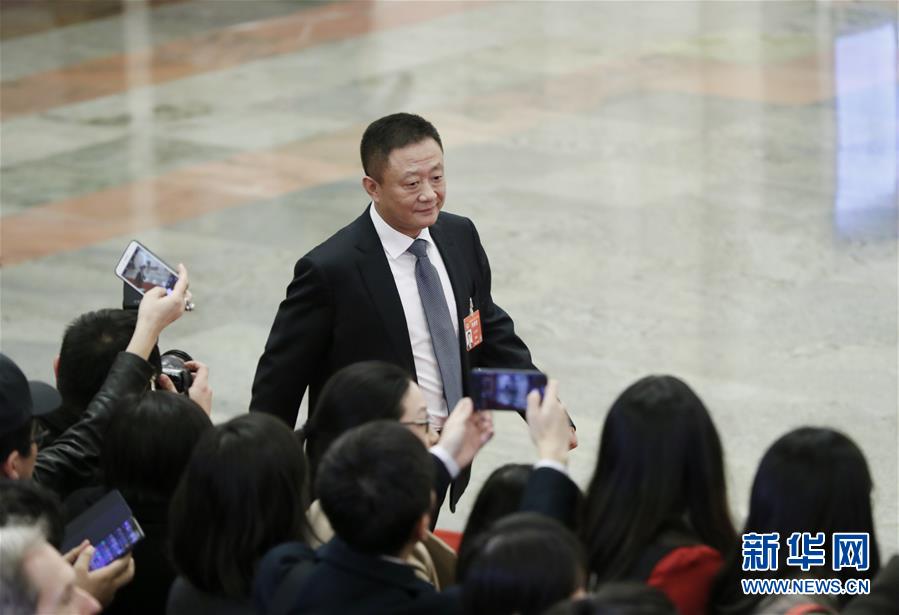 （兩會(huì)&middot;面對(duì)面）（4）采訪(fǎng)部長(zhǎng)