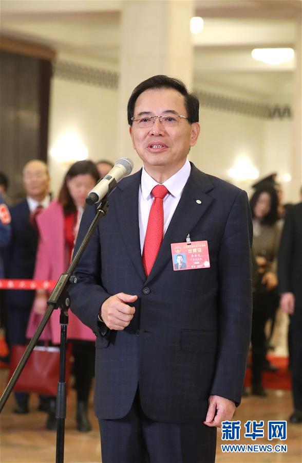 （兩會&middot;面對面）（2）全國人大代表接受采訪