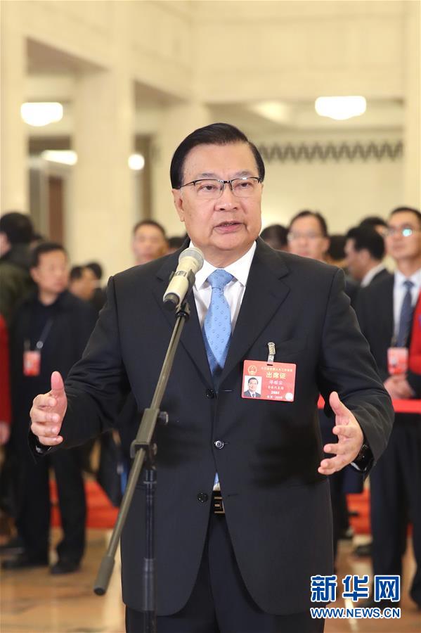 （兩會(huì)&middot;面對面）（7）全國人大代表接受采訪