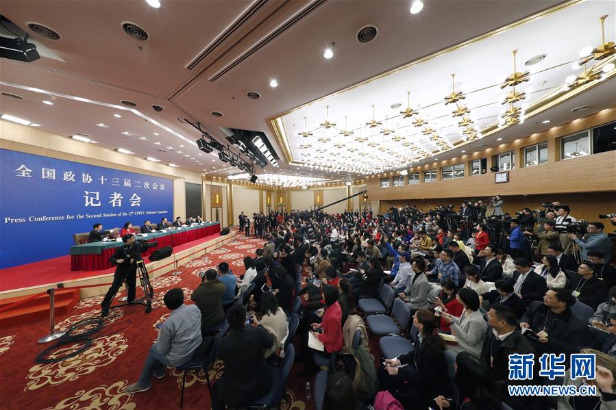 （兩會）（4）政協(xié)委員談優(yōu)化營商環(huán)境、促進民營經(jīng)濟高質(zhì)量發(fā)展