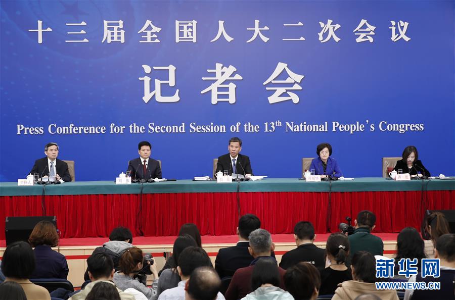 （兩會）（1）財政部部長劉昆等就&ldquo;財稅改革和財政工作&rdquo;答記者問