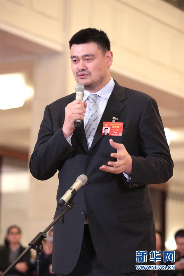 （兩會(huì)&middot;面對(duì)面）（9）全國政協(xié)委員接受采訪