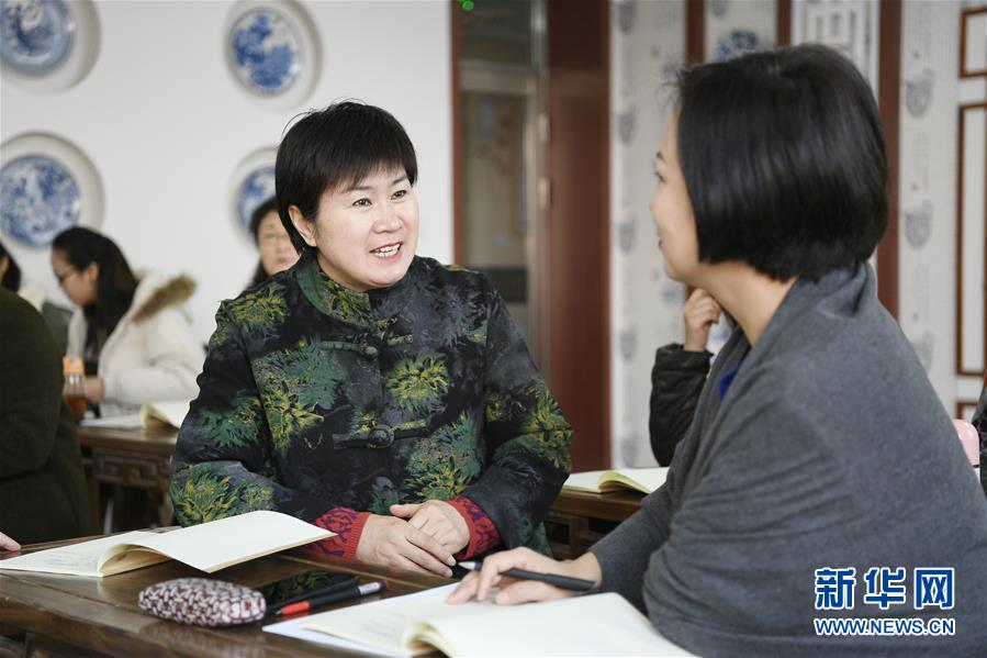 （兩會&middot;圖片故事）（7）全國人大代表馬恒燕：讓城鄉(xiāng)學生共享&ldquo;互聯(lián)網(wǎng)+教育&rdquo;優(yōu)質(zhì)資源