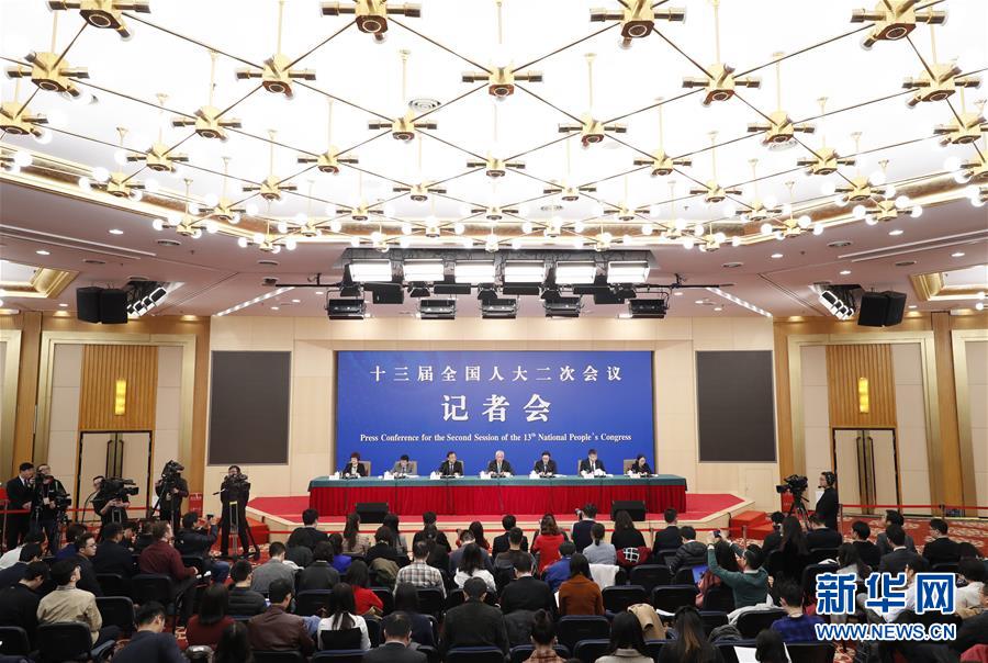 （兩會(huì)&middot;XHDW）（1）科技部部長(zhǎng)王志剛等就&ldquo;加快建設(shè)創(chuàng)新型國(guó)家&rdquo;答記者問(wèn)
