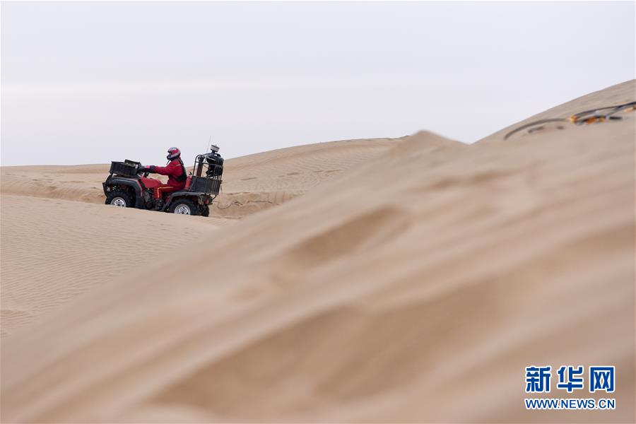 （新春走基層&middot;圖文互動(dòng)）（3）大漠中，一頂帳篷守歲五年