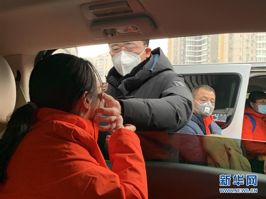 （聚焦疫情防控&middot;圖文互動(dòng)）（1）&ldquo;疫&rdquo;散有終時(shí) &ldquo;情&rdquo;牽無窮期&mdash;&mdash;馳援武漢的北京&ldquo;逆行者&rdquo;&ldquo;后援團(tuán)&rdquo;紀(jì)事