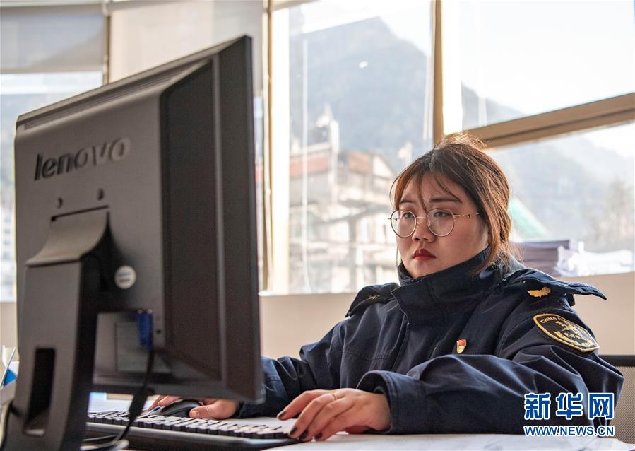 （新春走基層&middot;圖文互動(dòng)）（6）邊境口岸靜候春天