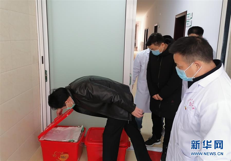 (聚焦疫情防控·圖文互動(dòng))(1)戰(zhàn)“疫”局長(zhǎng)倒下前的最后一班崗