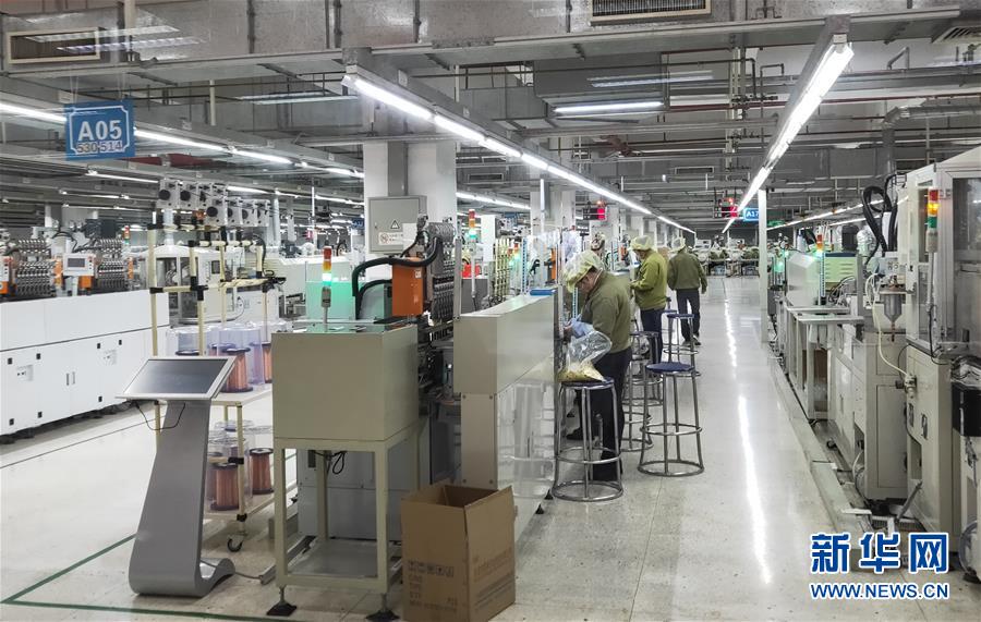 （來自經(jīng)濟(jì)前沿的故事&middot;企業(yè)復(fù)工復(fù)產(chǎn)&middot;圖文互動(dòng)）（1）看1500多名工人是如何復(fù)工的？&mdash;&mdash;湖南郴州一家企業(yè)復(fù)工目擊記 