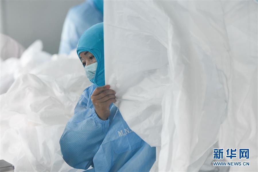 (在習(xí)近平新時(shí)代中國特色社會(huì)主義思想指引下——新時(shí)代新作為新篇章·習(xí)近平總書記關(guān)切事·圖文互動(dòng))(1)打好防控“主動(dòng)仗”——各地精準(zhǔn)施策堅(jiān)決遏制疫情蔓延