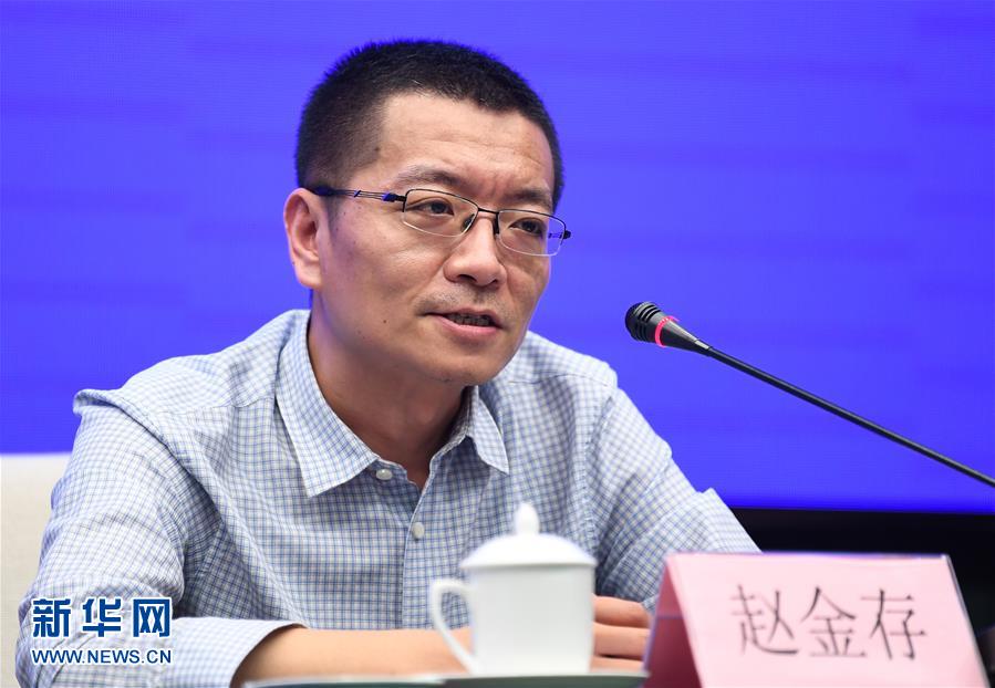 （聚焦疫情防控&middot;圖文互動）（2）鐘南山、李蘭娟院士團隊從新冠肺炎患者糞便中分離出病毒