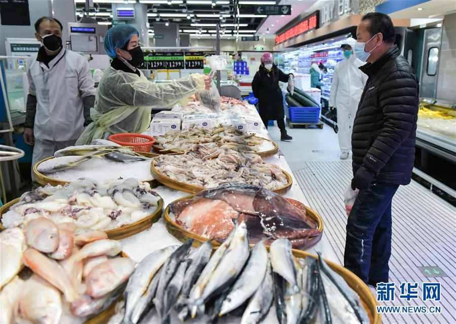 (在習近平新時代中國特色社會主義思想指引下——新時代新作為新篇章·習近平總書記關切事·圖文互動)(7)“菜籃子”里的力量——全國各地努力做好保障和改善民生工作在行動