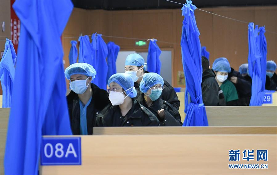 (新華全媒頭條·圖文互動(dòng))(16)托舉生命的方舟——方艙醫(yī)院建設(shè)記